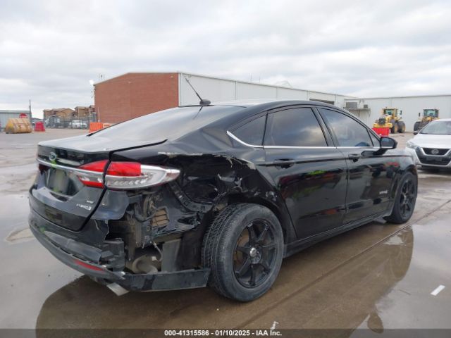 3FA6P0LU3HR233781 Ford Fusion Hybrid Se