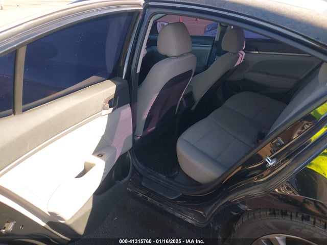 Hyundai ELANTRA SEL 2018 5NPD84LF6JH366793 Image 8