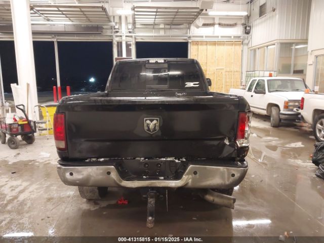 3C6UR5DL4JG150691 RAM 2500 Big Horn  4x4 6'4 Box
