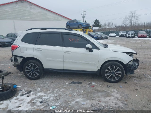 Subaru Forester 2.0xt Touring 2017 JF2SJGWC7HH451361 Image 14