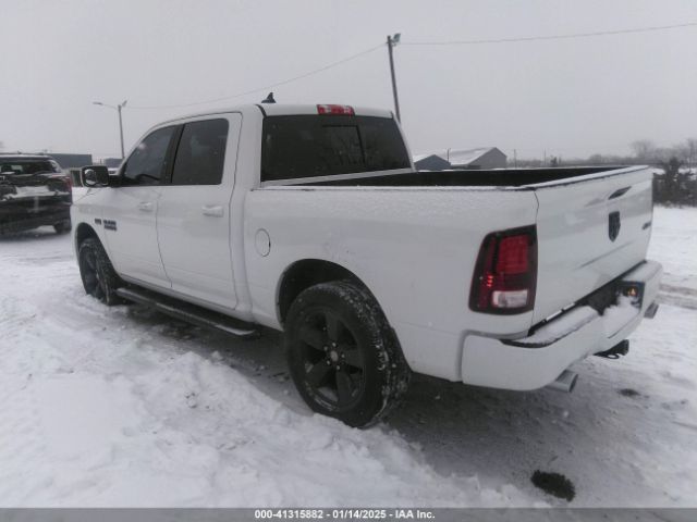 2018 RAM 1500 1C6RR7MT4JS335673 Photo 2