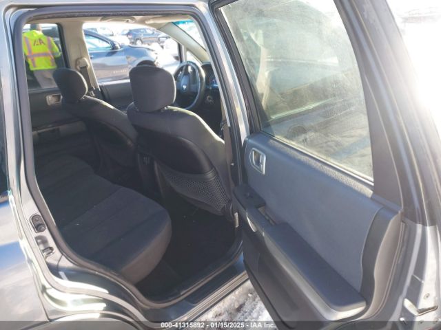 2004 MITSUBISHI ENDEAVOR 4A4MN31S44E064287 Photo 7