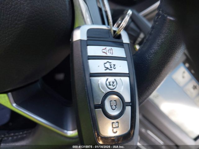 3FA6P0HD0HR161611 Ford FUSION SE