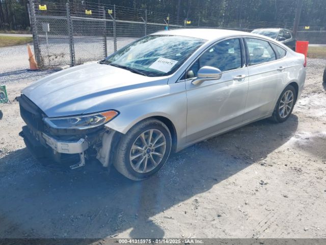 3FA6P0HD0HR161611 Ford FUSION SE