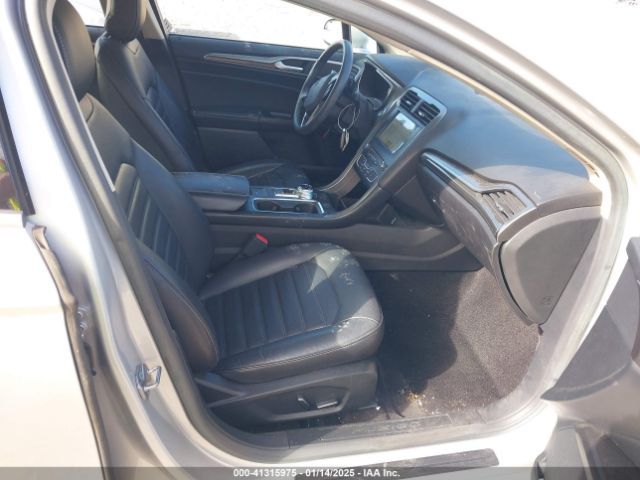 3FA6P0HD0HR161611 Ford FUSION SE
