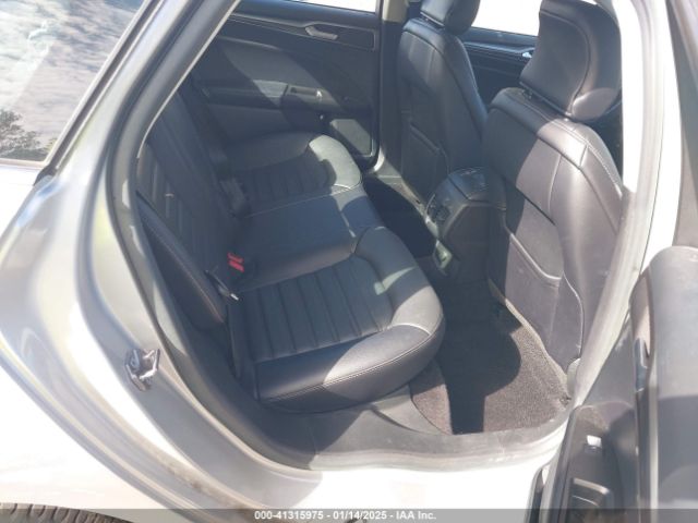 3FA6P0HD0HR161611 Ford FUSION SE