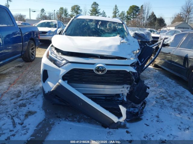 2T3W1RFV3RC293434 Toyota Rav4 Xle