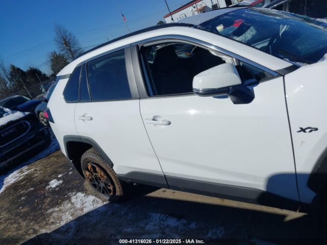 2T3W1RFV3RC293434 Toyota Rav4 Xle