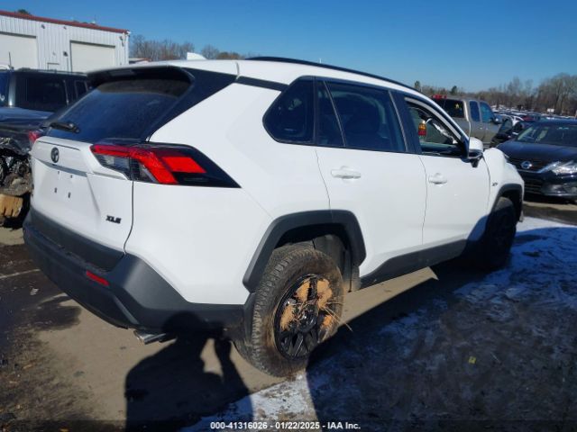 2T3W1RFV3RC293434 Toyota Rav4 Xle
