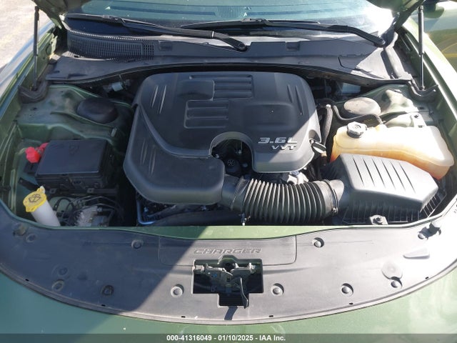 2C3CDXBG9NH201553 Dodge Charger Sxt Rwd