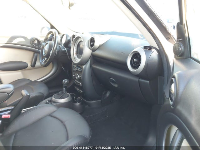 2012 MINI COOPER S COUNTRYMAN WMWZC3C55CWL86839 Photo 4