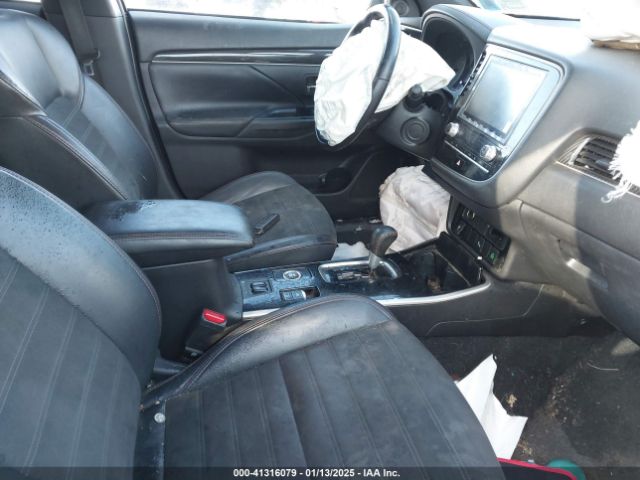 2020 MITSUBISHI OUTLANDER JA4AZ3A3XLZ005866 Photo 4