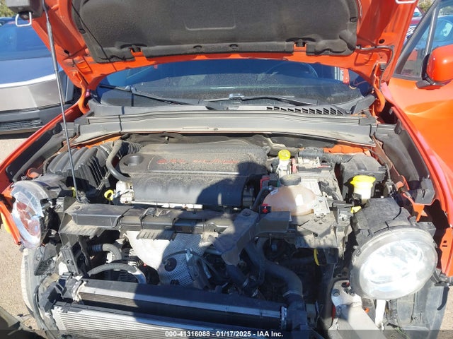 Jeep Renegade Latitude 2016 ZACCJBBT2GPE29707 Image 10