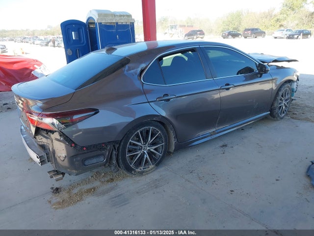 4T1G11AK7MU472644 Toyota CAMRY SE