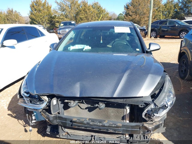 5NPE24AF7JH667517 Hyundai SONATA SE