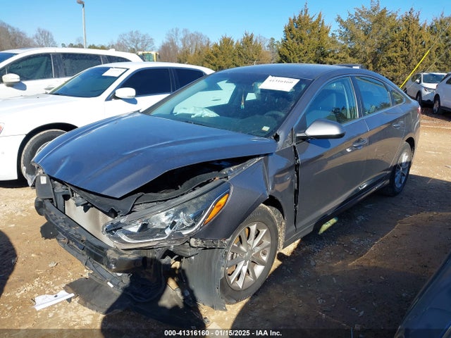 5NPE24AF7JH667517 Hyundai SONATA SE