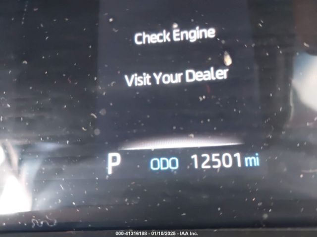 5TDKRKEC1RS212929 Toyota SIENNA LE