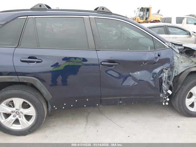 2T3W1RFV5MW141839 Toyota Rav4 Xle
