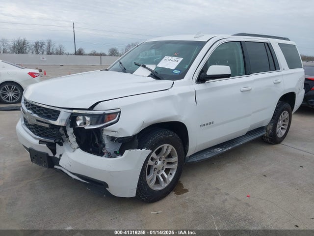 Chevrolet Tahoe Lt 2017 1GNSCBKC2HR141086 Image 2