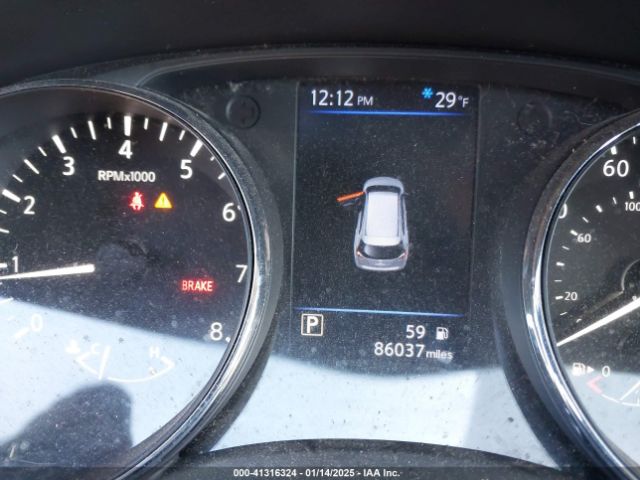5N1AT2MV9JC816987 Nissan ROGUE SV