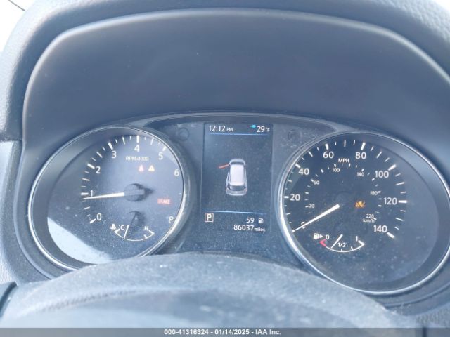 5N1AT2MV9JC816987 Nissan ROGUE SV