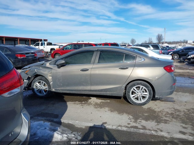 Chevrolet Cruze Lt Auto 2018 1G1BE5SM6J7205007 Image 15