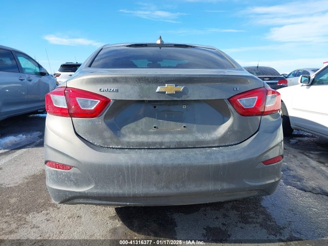 Chevrolet Cruze Lt Auto 2018 1G1BE5SM6J7205007 Image 17