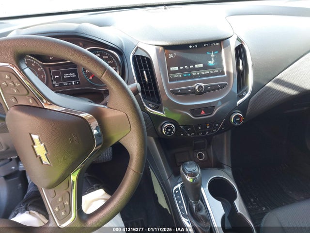 Chevrolet Cruze Lt Auto 2018 1G1BE5SM6J7205007 Image 19