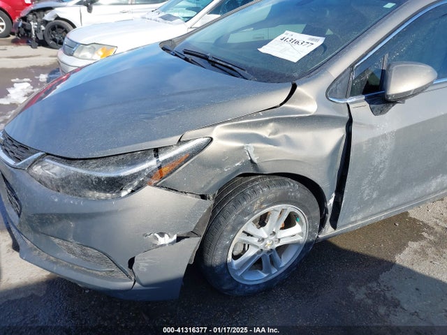 Chevrolet Cruze Lt Auto 2018 1G1BE5SM6J7205007 Image 6