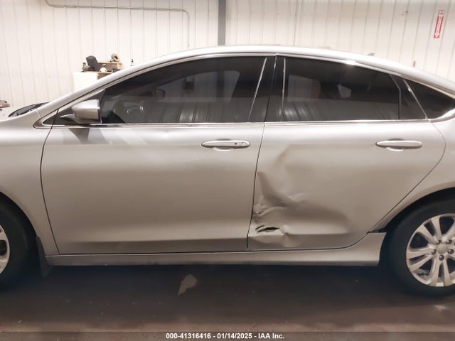 Chrysler 200 Limited 2016 1C3CCCAB5GN111523 Image 14