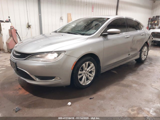 Chrysler 200 Limited 2016 1C3CCCAB5GN111523 Image 2