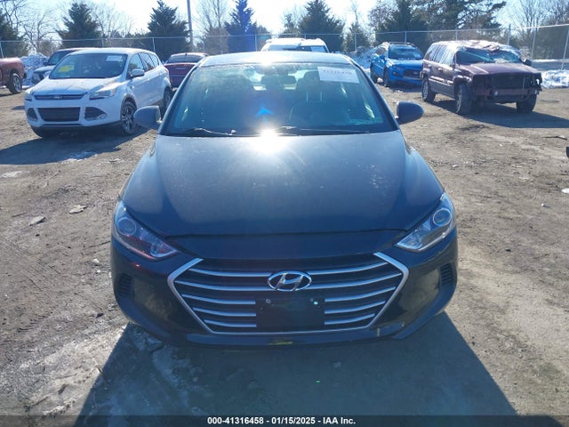 5NPD84LF2JH269297 Hyundai ELANTRA SEL