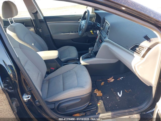 5NPD84LF2JH269297 Hyundai ELANTRA SEL