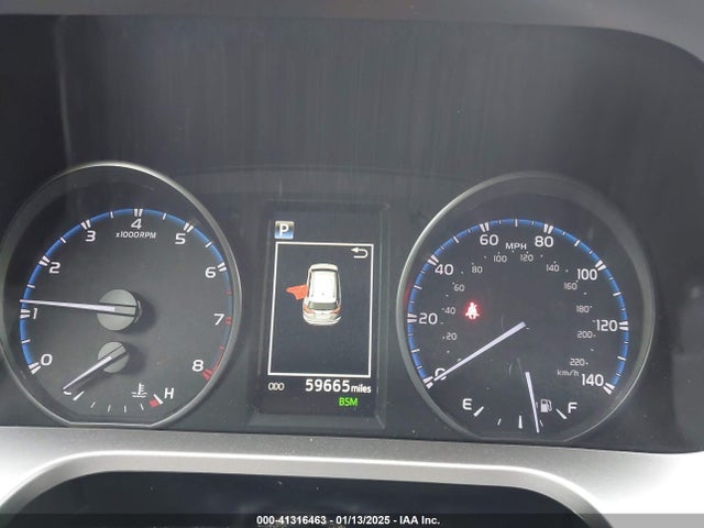 JTMRFREV3JJ223093 Toyota Rav4 Adventure/xle
