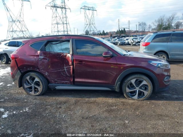 KM8J3CA28JU623885 Hyundai Tucson Value