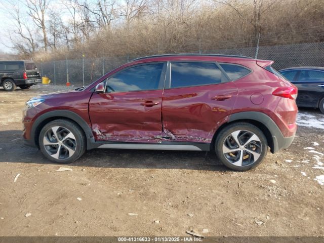 KM8J3CA28JU623885 Hyundai Tucson Value