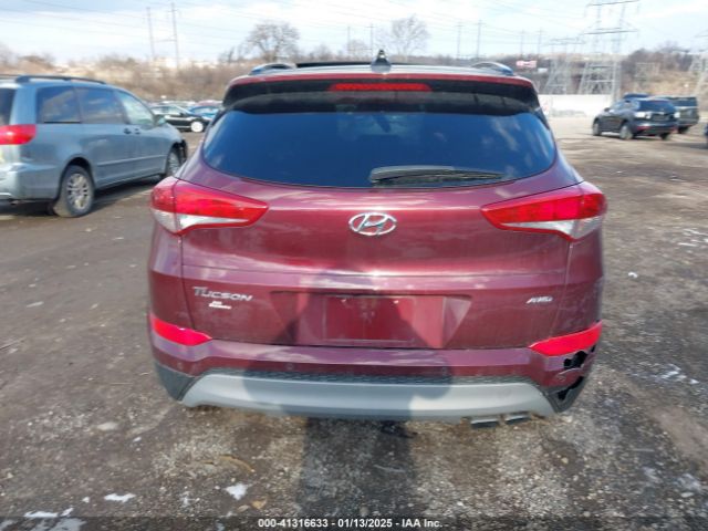 KM8J3CA28JU623885 Hyundai Tucson Value