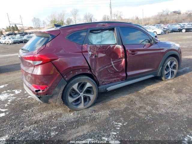 KM8J3CA28JU623885 Hyundai Tucson Value