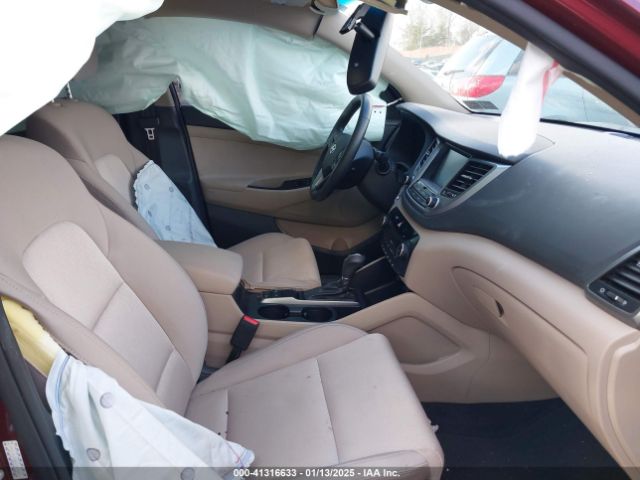 KM8J3CA28JU623885 Hyundai Tucson Value