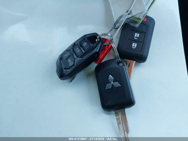 2023 MITSUBISHI MIRAGE ML32AWHJ5PH005103 Photo 10