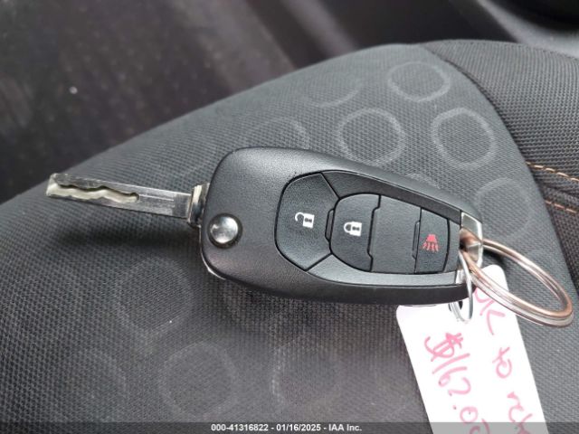KL7CJKSB7LB322872 Chevrolet Trax Fwd Ls