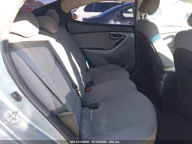 Hyundai ELANTRA SE 2016 5NPDH4AE5GH731645 Image 8