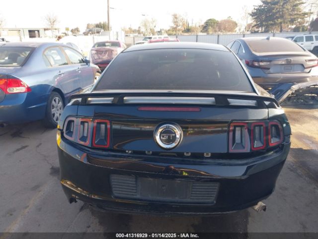 1ZVBP8CF5E5205081 Ford MUSTANG GT