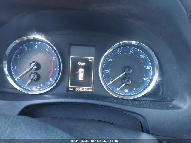 5YFBURHE1KP878790 Toyota COROLLA SE
