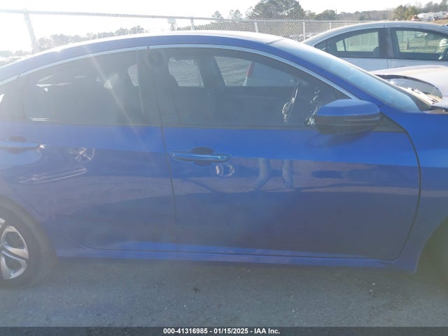 41316985 :رقم المزاد ، 19XFC2F56GE095486 vin ، 2016 Honda Civic Lx مزاد بيع