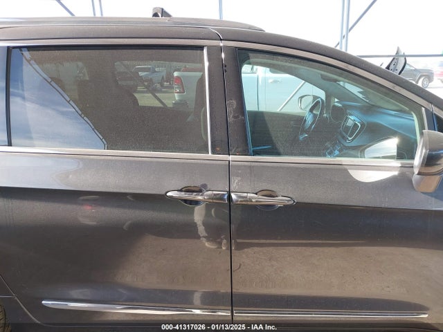 Chrysler Pacifica Touring L 2019 2C4RC1BG8KR593114 Image 13