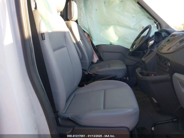 1FTYE2CM8HKB32373 Ford Transit-150