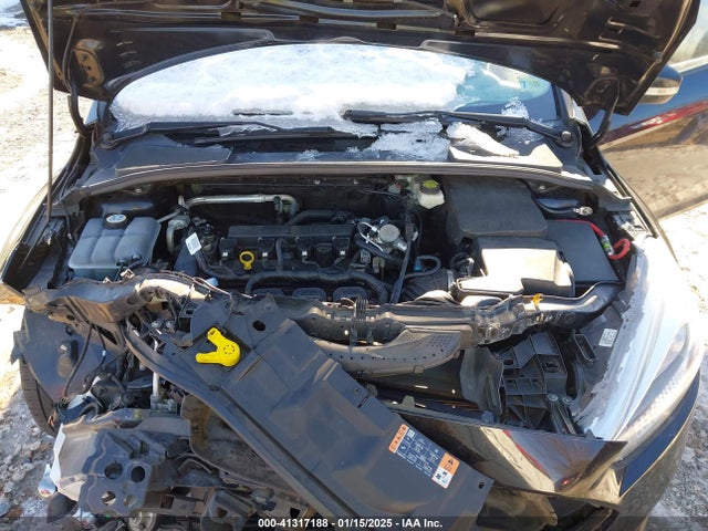 Ford FOCUS SE 2017 1FADP3K29HL290770 Image 10