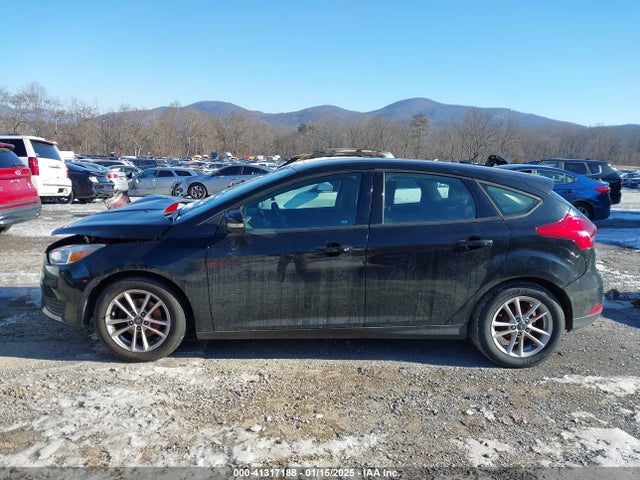 Ford FOCUS SE 2017 1FADP3K29HL290770 Image 15
