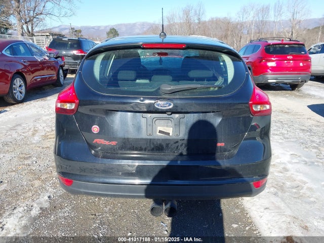 Ford FOCUS SE 2017 1FADP3K29HL290770 Image 17